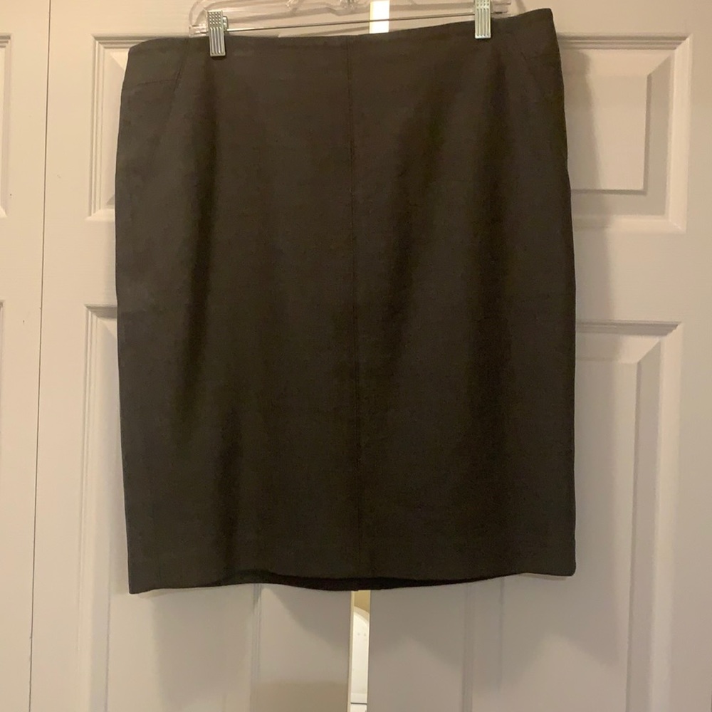 LOFT size 16 grey pencil skirt